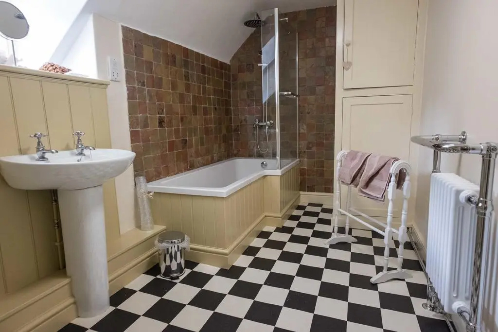 Plas Gwyn B&B and Holiday Cottage