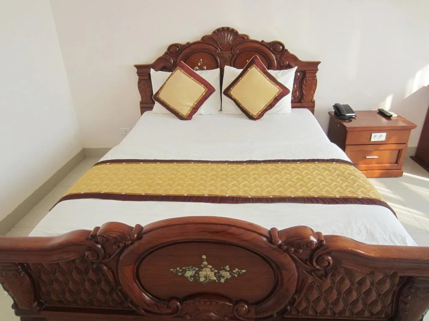 Central Phu Hung Hotel