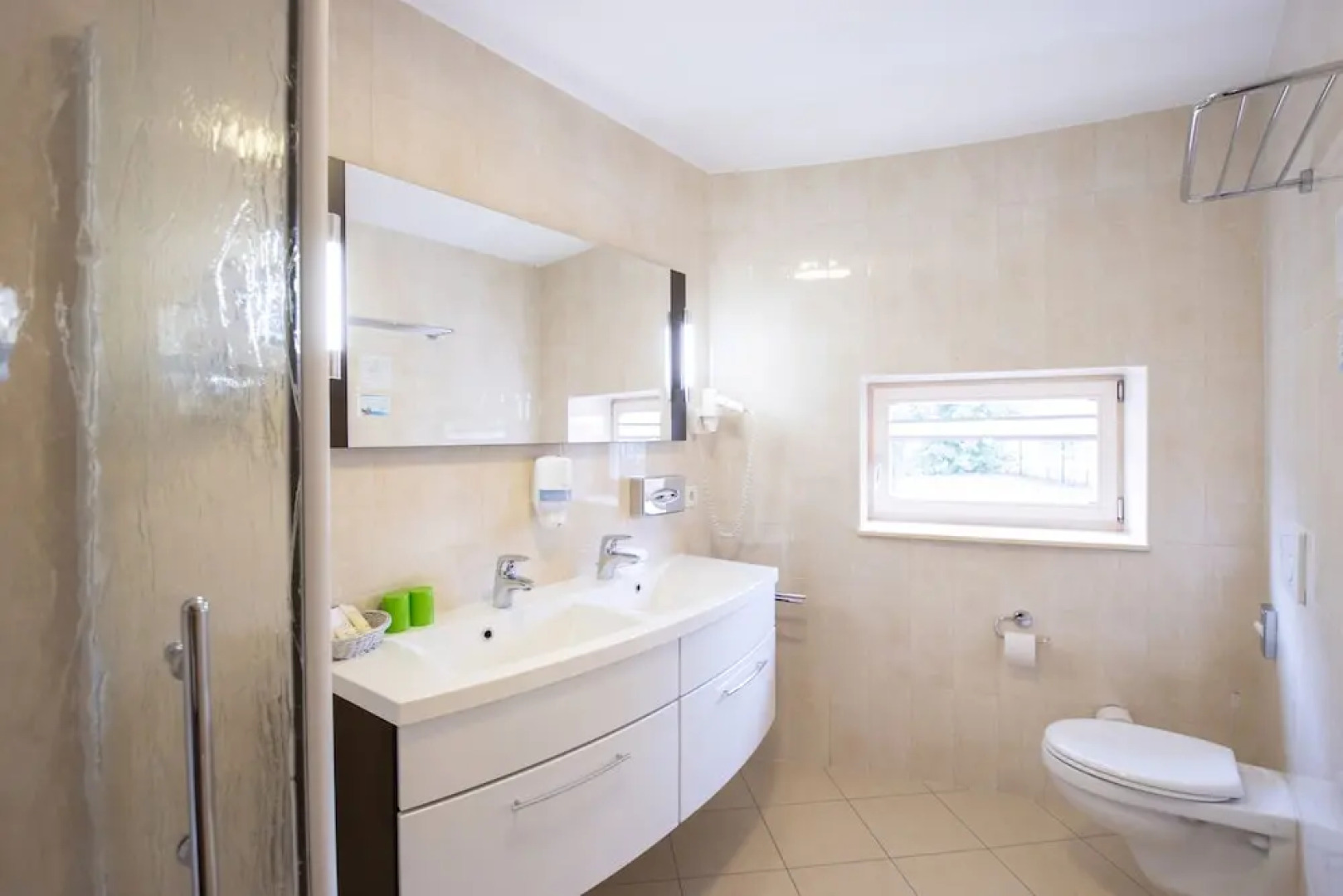 Seehotel Grossraeschen