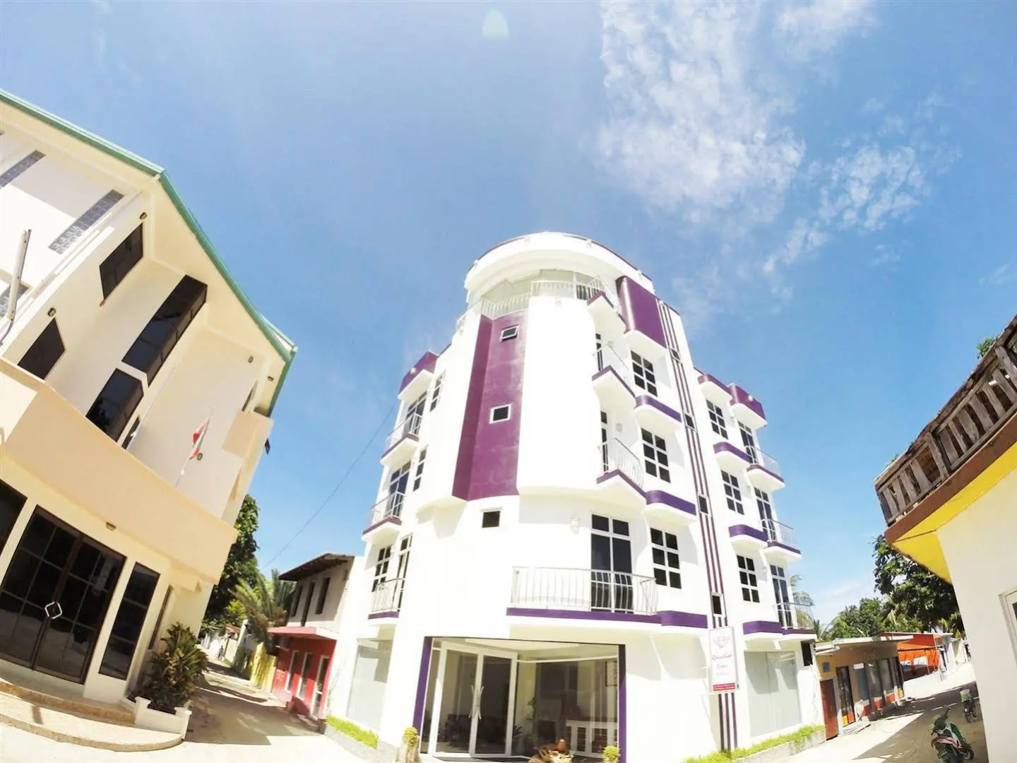 Tesoro Rasdhoo View Maldives