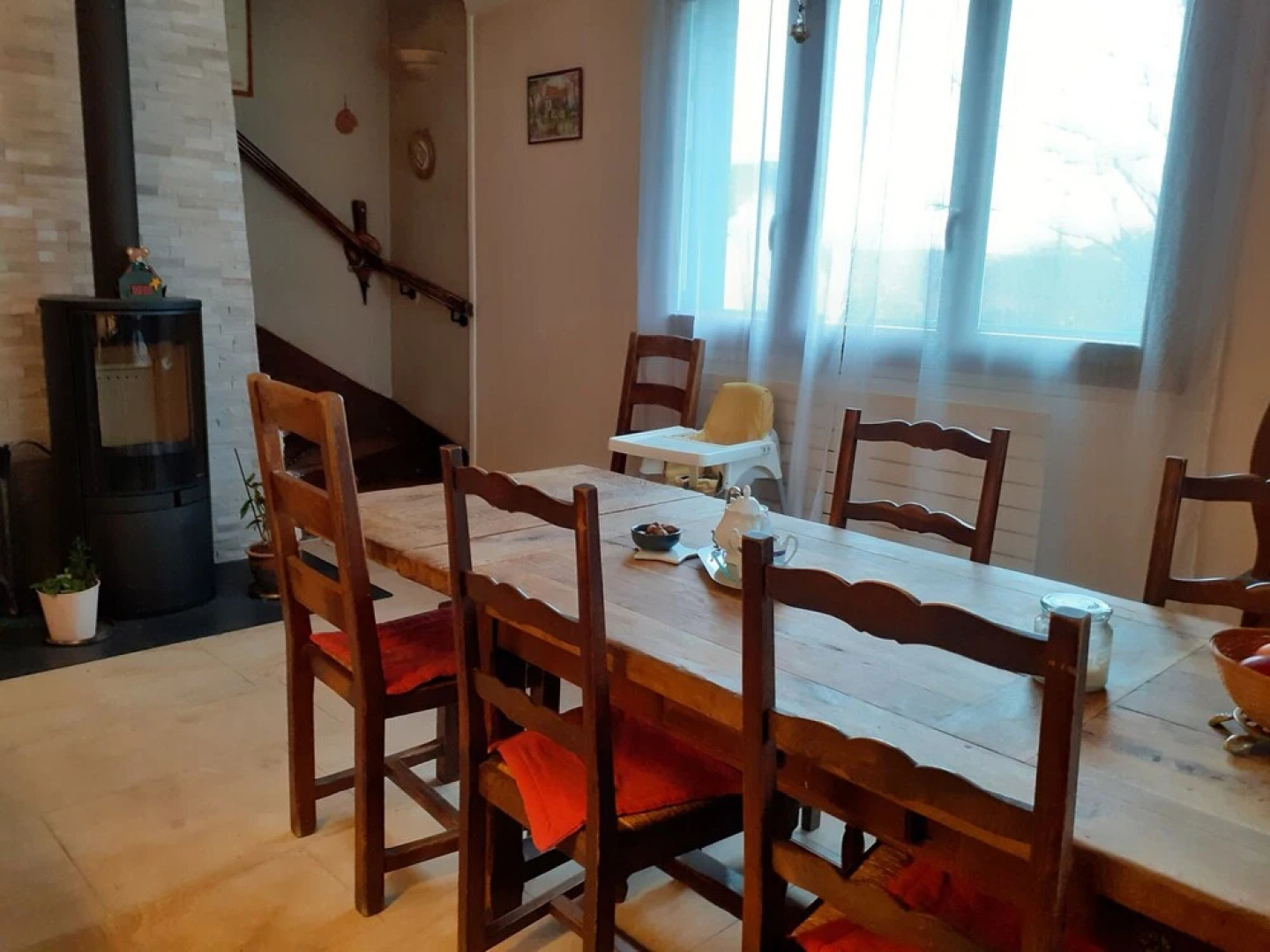 Chambre dans une maison pleine de vie