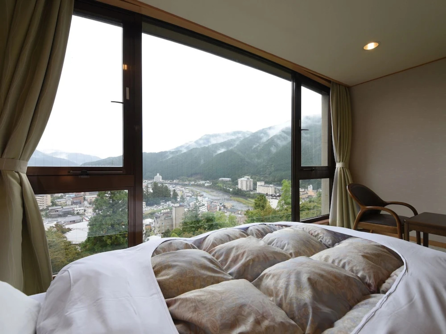 Yuraginosato Hidasanso