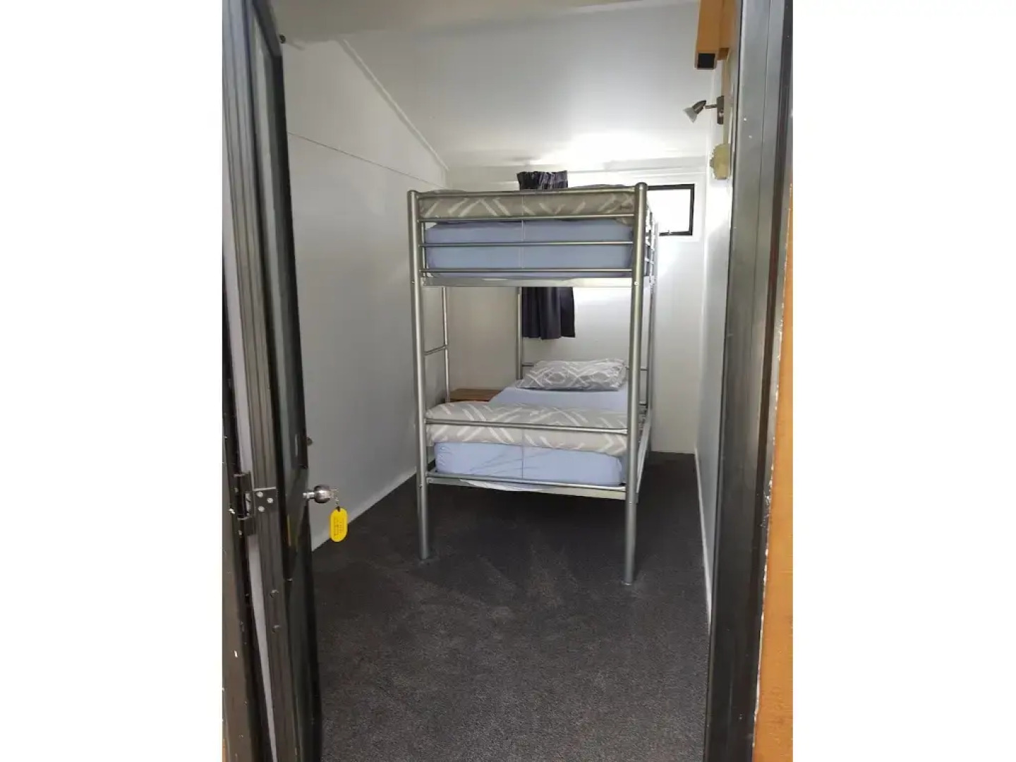 Tidewater Motel and Tourist Park - Hostel