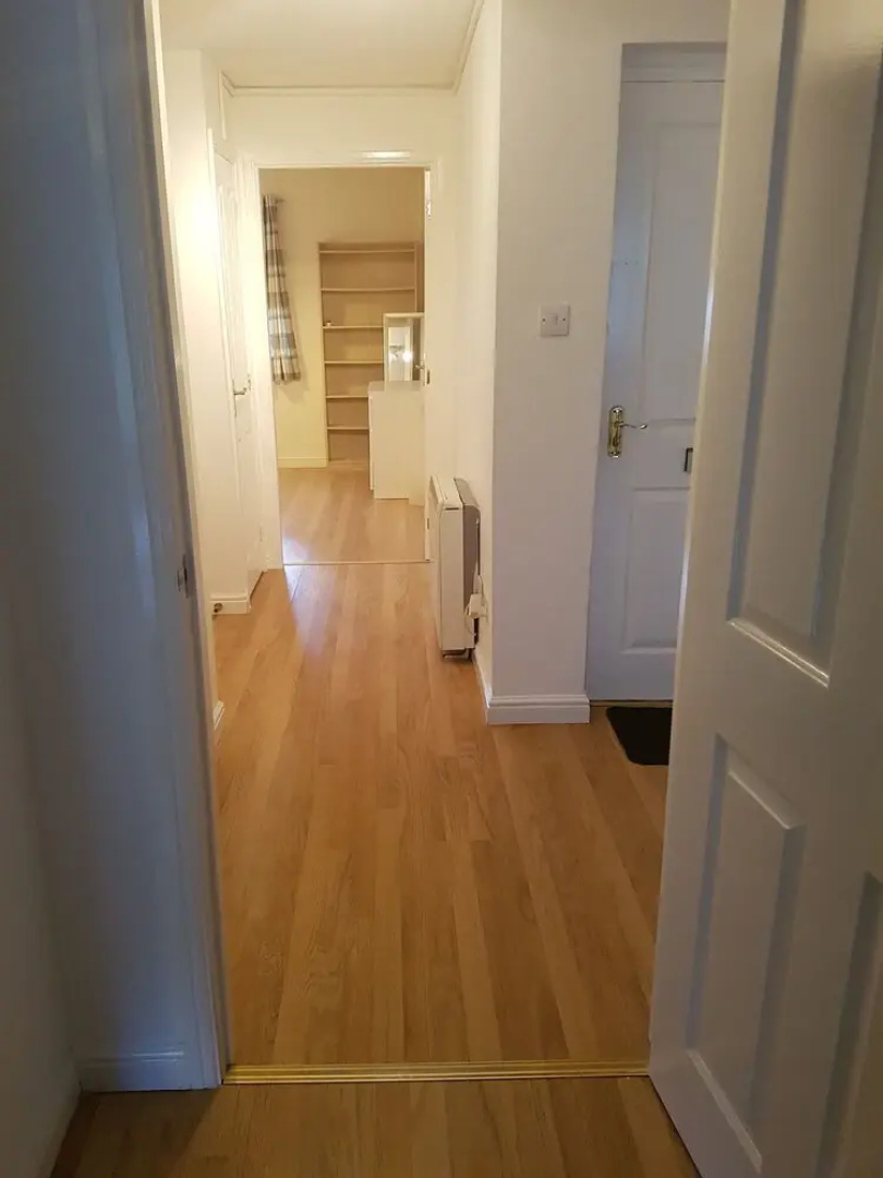 Livingston Contract & Business Apartment