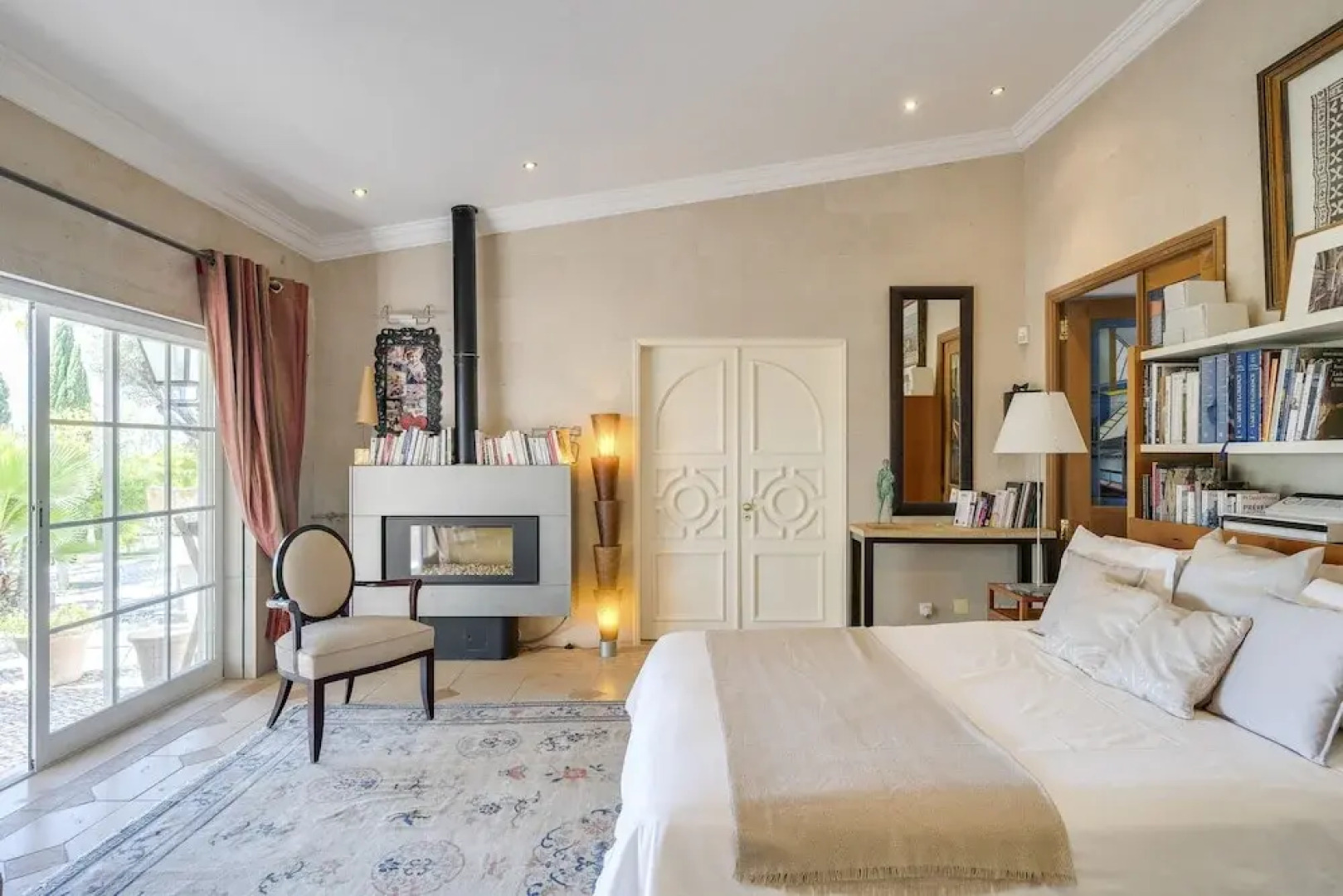 Villa Oasis by Cadenzalux