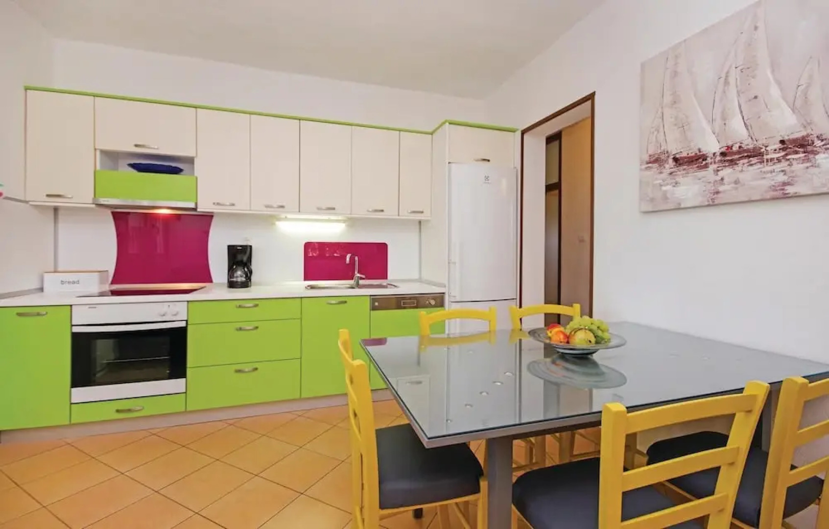 Amazing Home in Sucuraj With 3 Bedrooms and Wifi