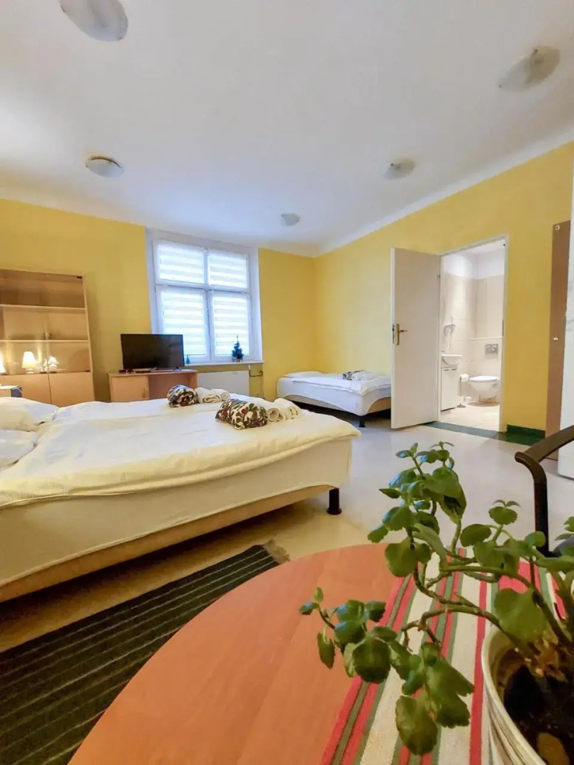 Willa Pod Starymi Lipami