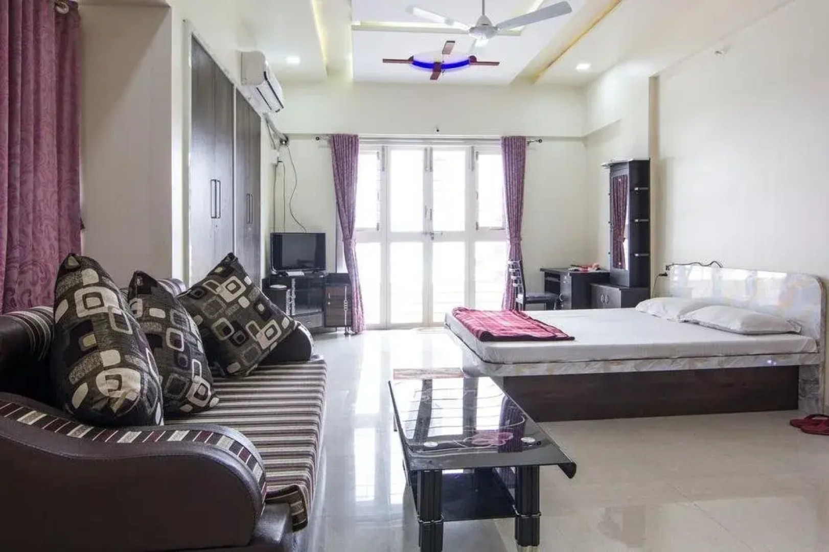 Relaxinn Hospitality Services