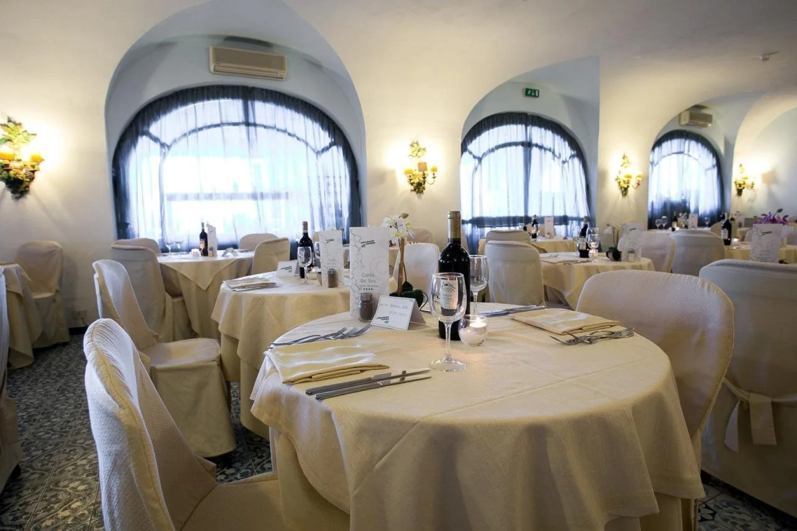 Arathena Rocks Hotel