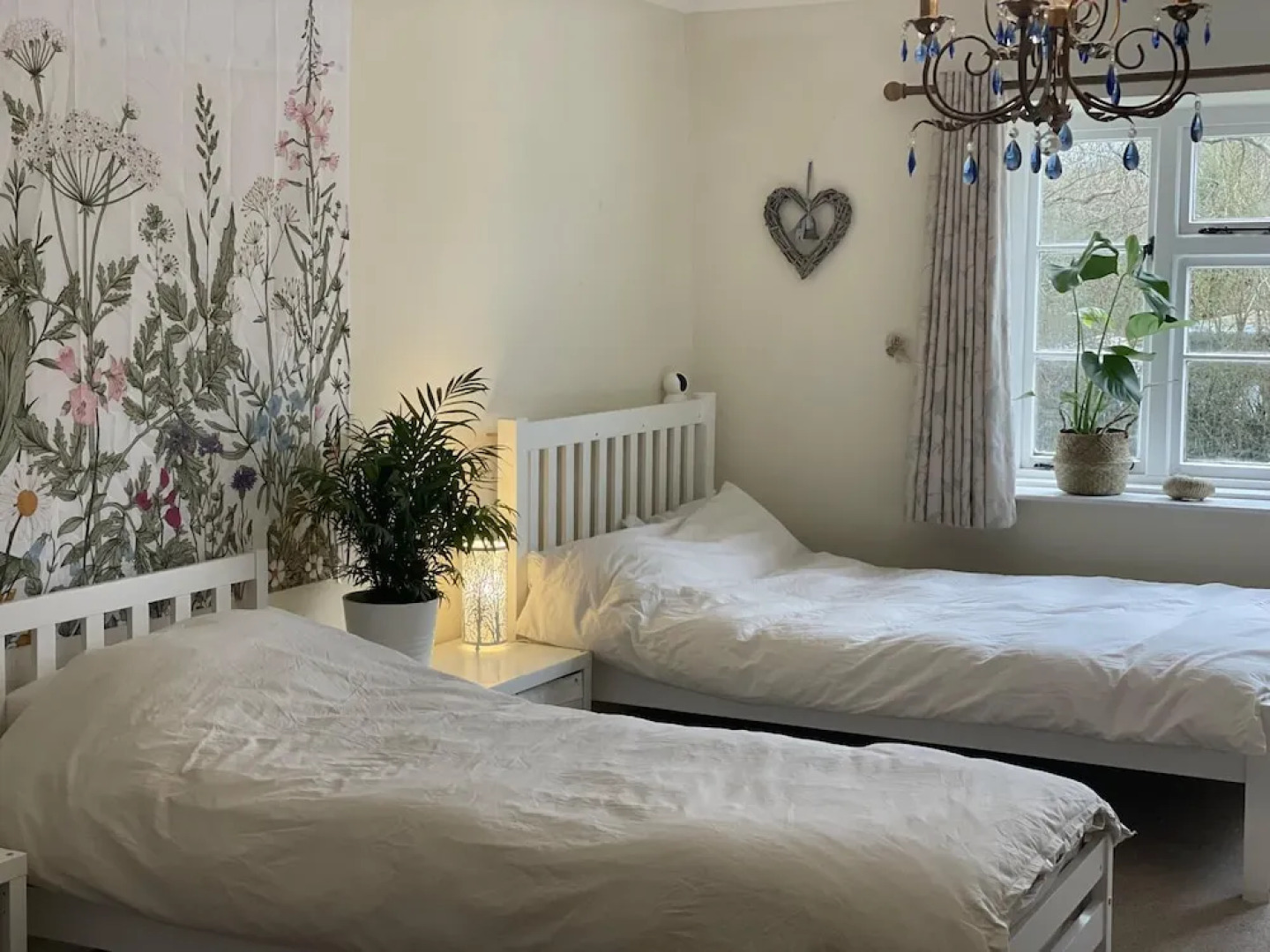 Lovely 5-bed House Near Ilminster and for Families