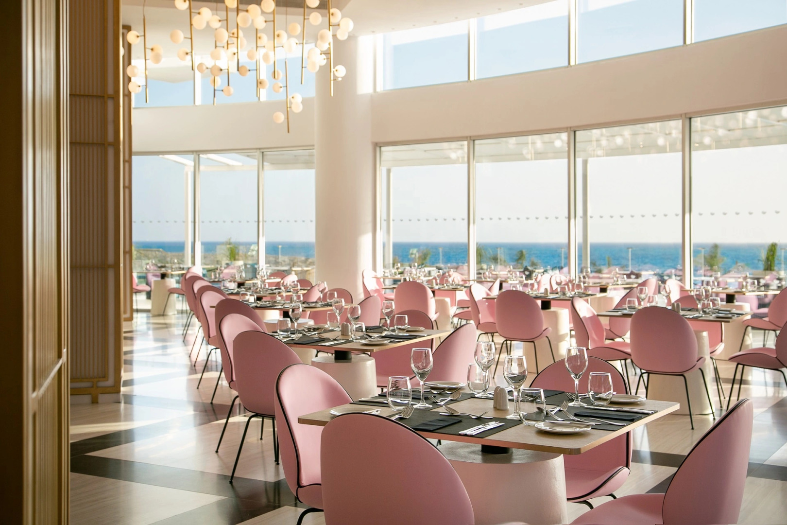 Nissiblu Beach Resort