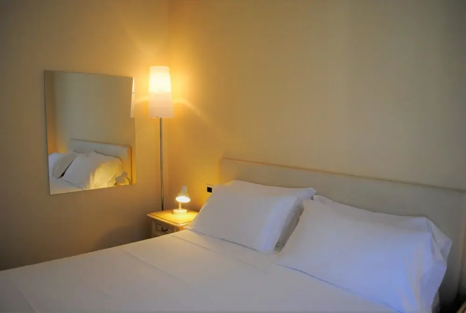 Olive To Lario Apartments