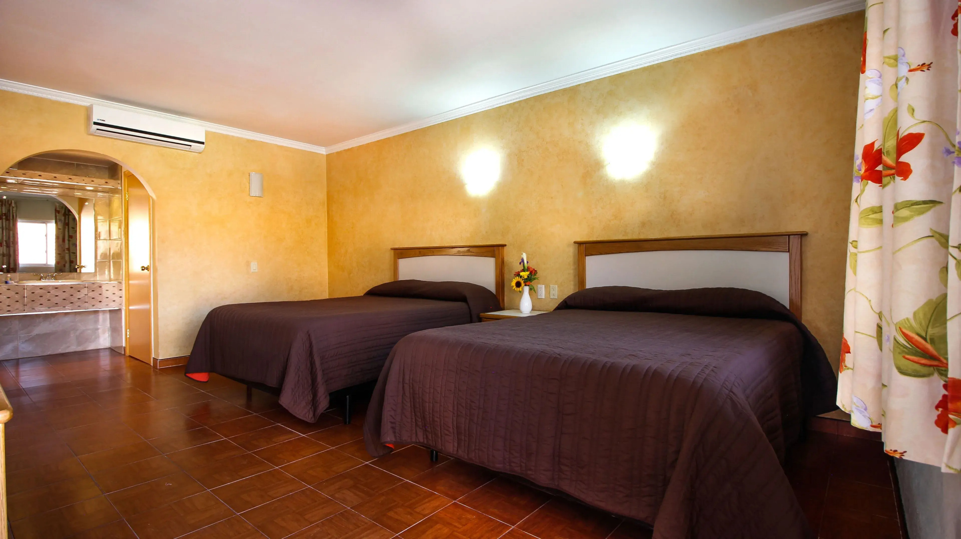 Hotel & Suites Marrod