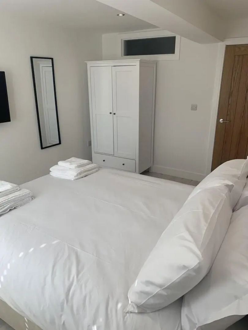 Luxury Cottage, Views of the Lakes With Hot Tub