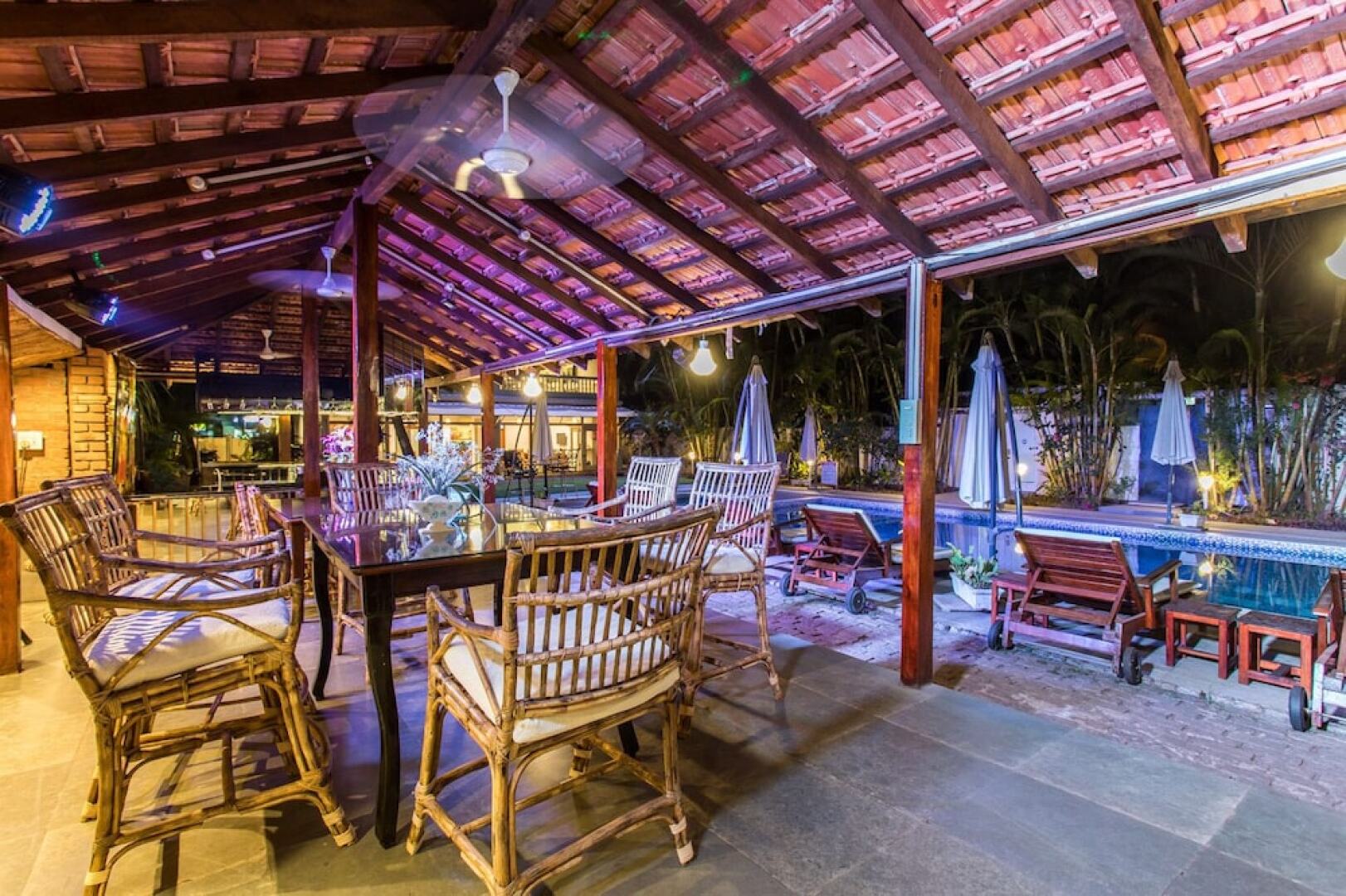 Safira River Front Resort