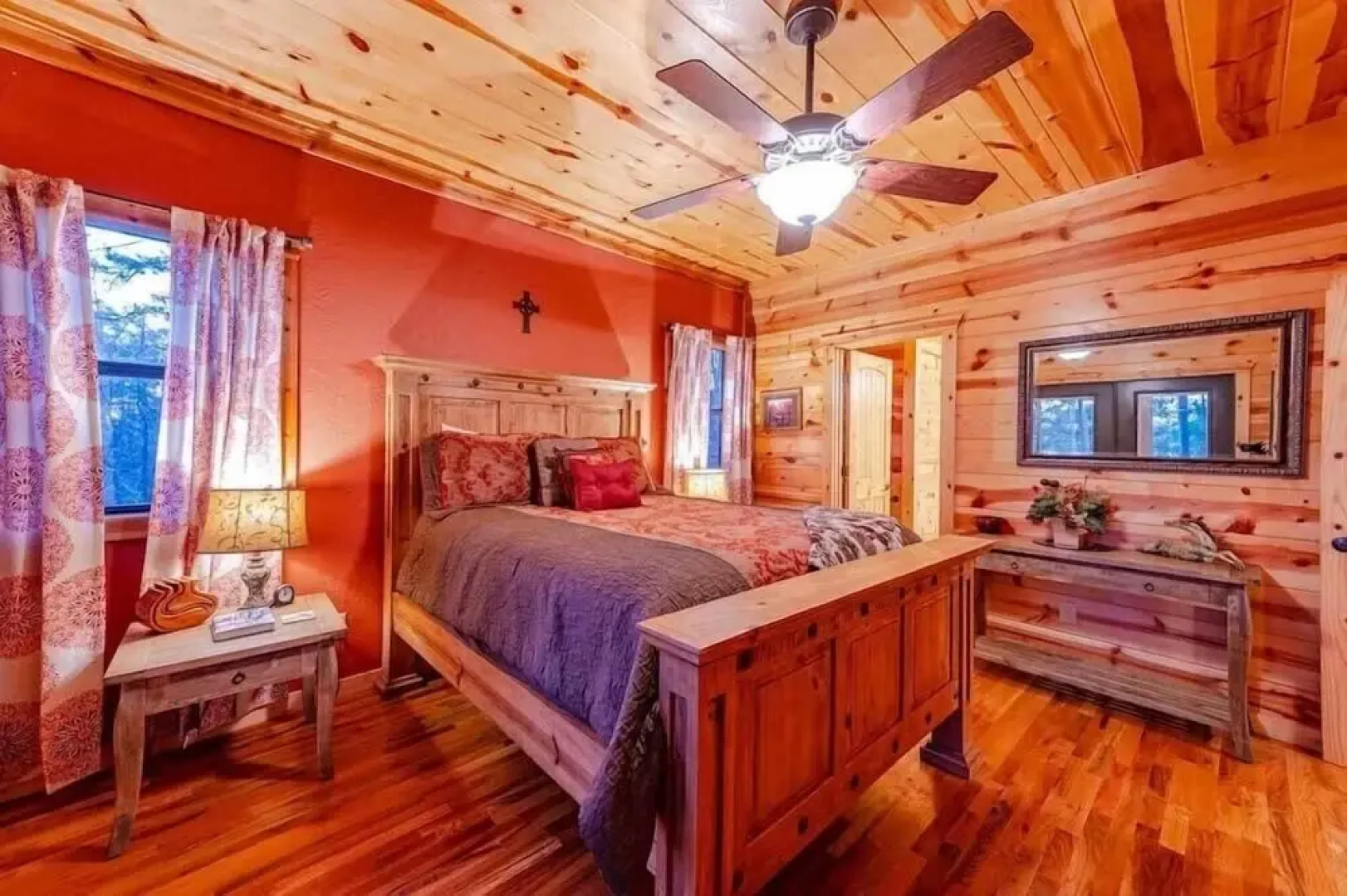 Mountain Fork Lodge With Wifi and Fire Pit by Redawning