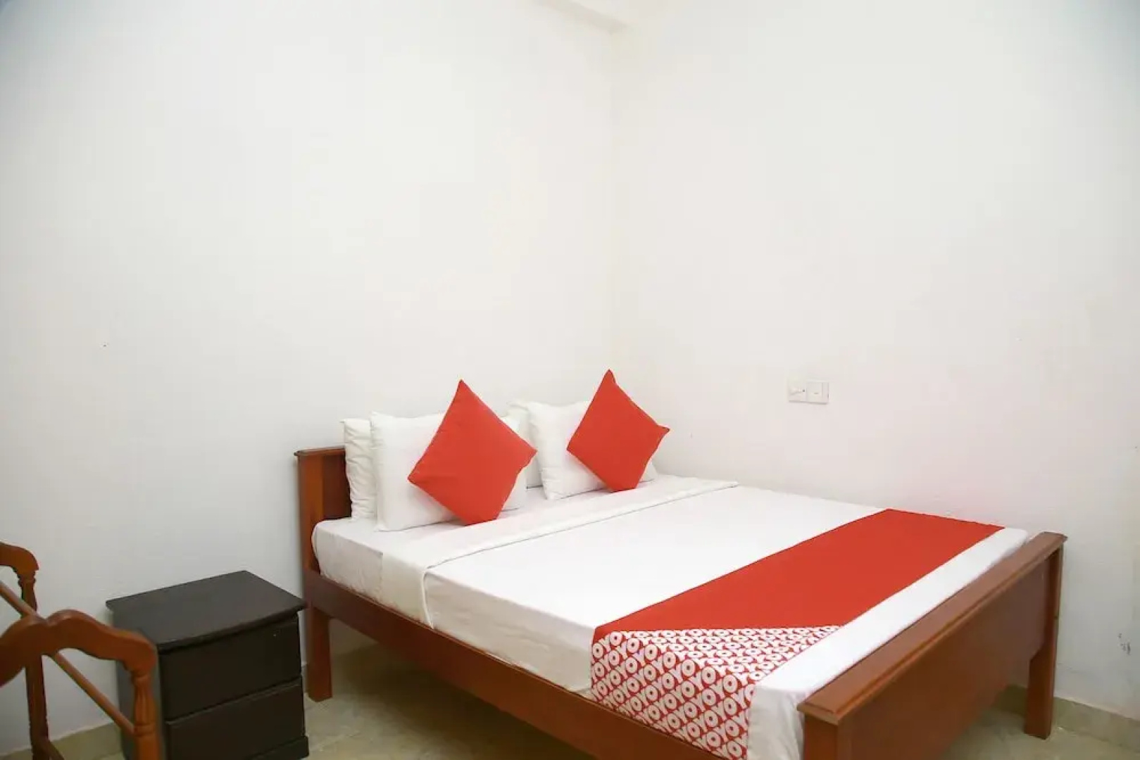OYO 468 White House Holiday Resort