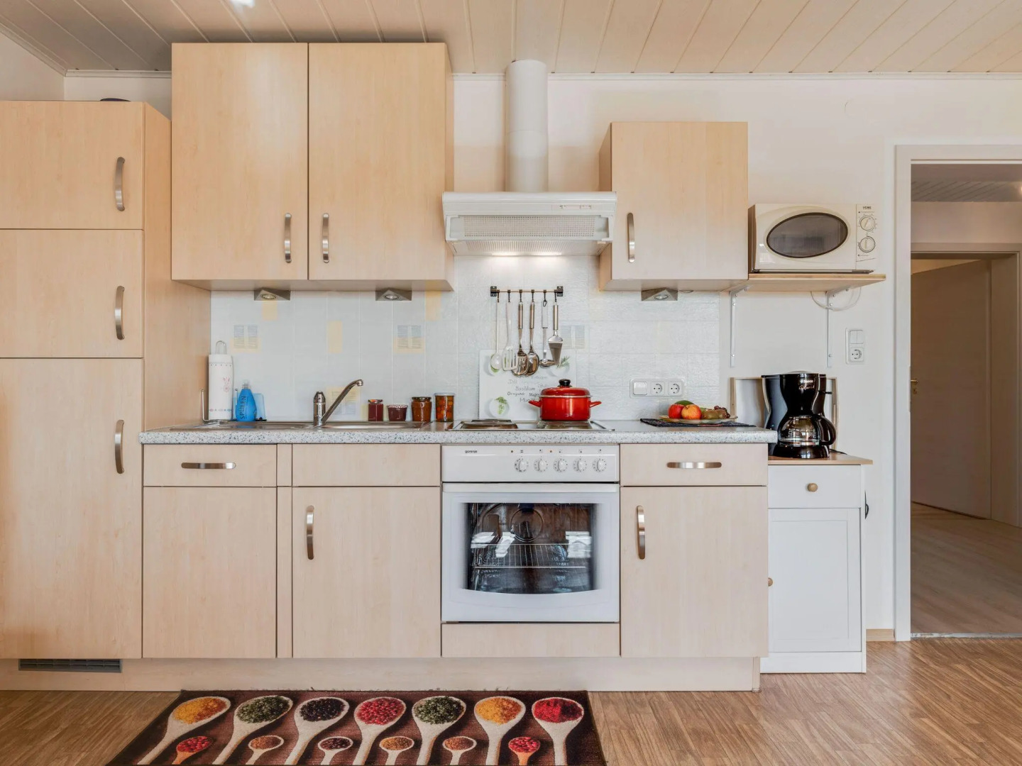 Sunny, Modern Furnished Apartment Your Favourite Place to Relax