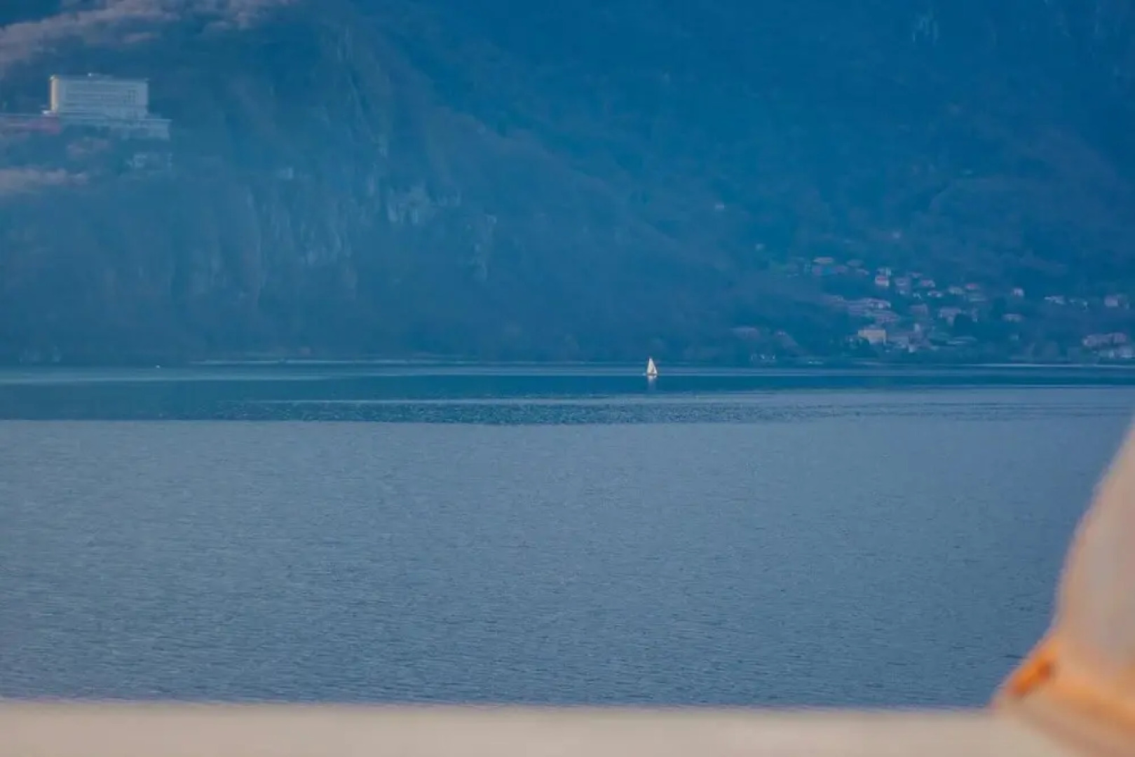 Easy Welcome Aglaia Luxury Lake View Apartment