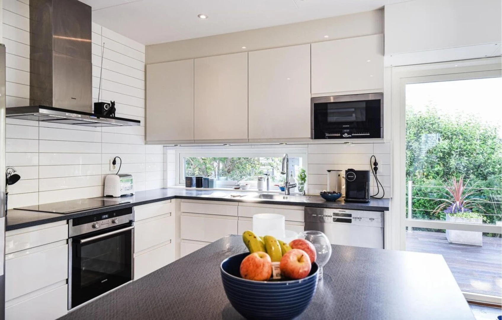 Awesome Home in Torslanda With 4 Bedrooms, Sauna and Wifi