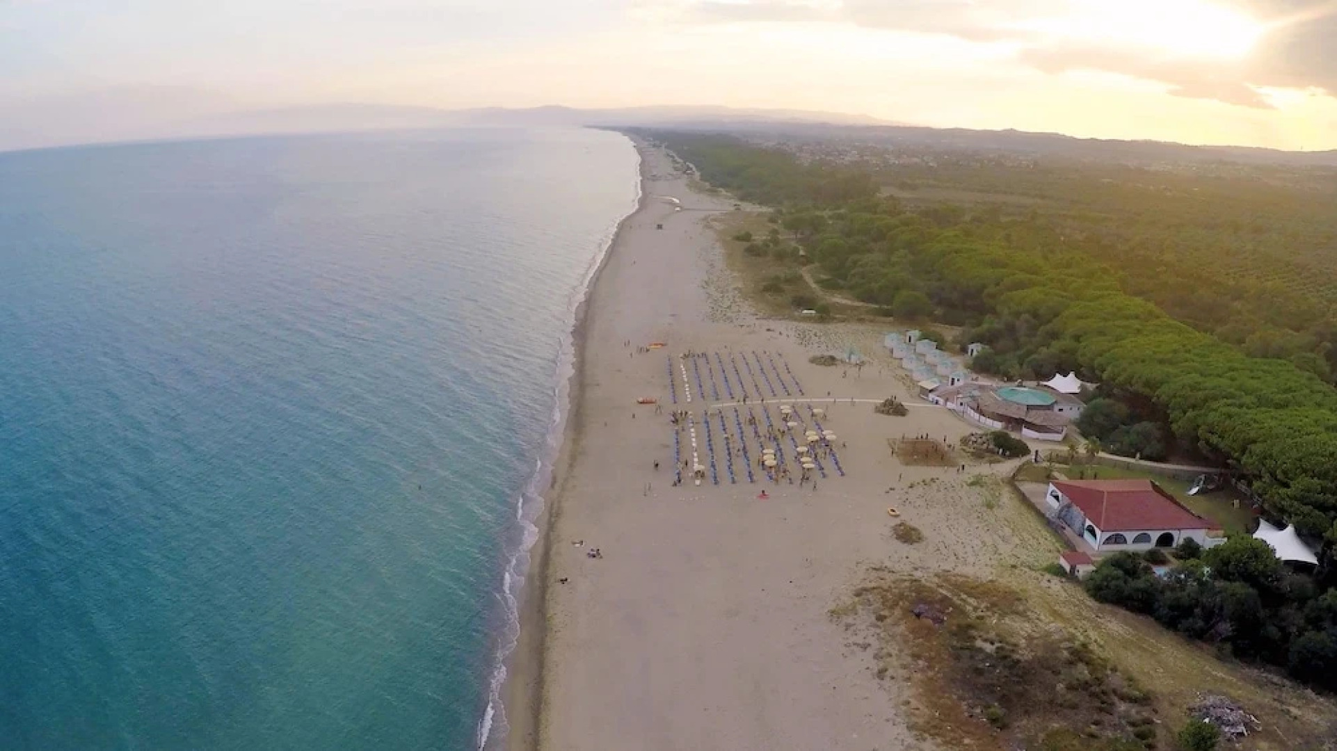 Triton Villas Residence & Hotel