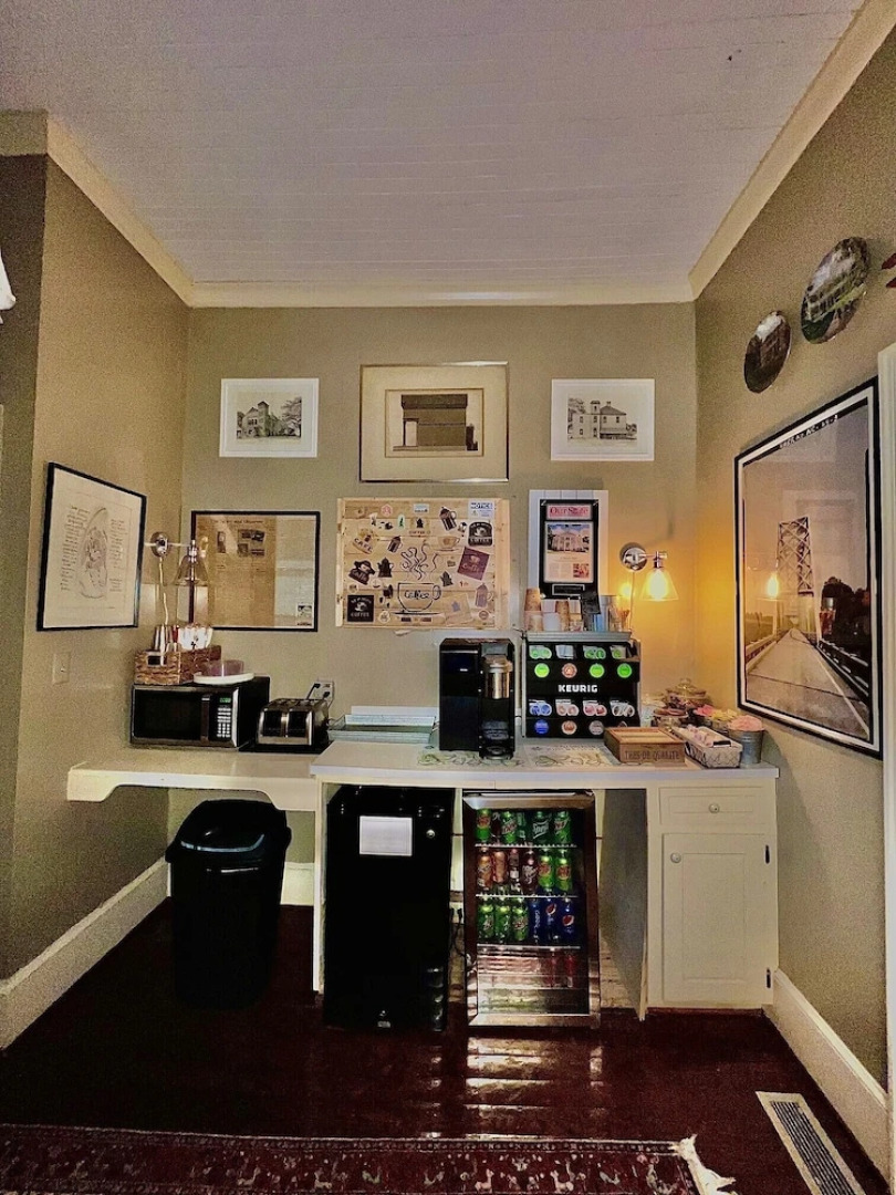 The Elizabethtown Inn