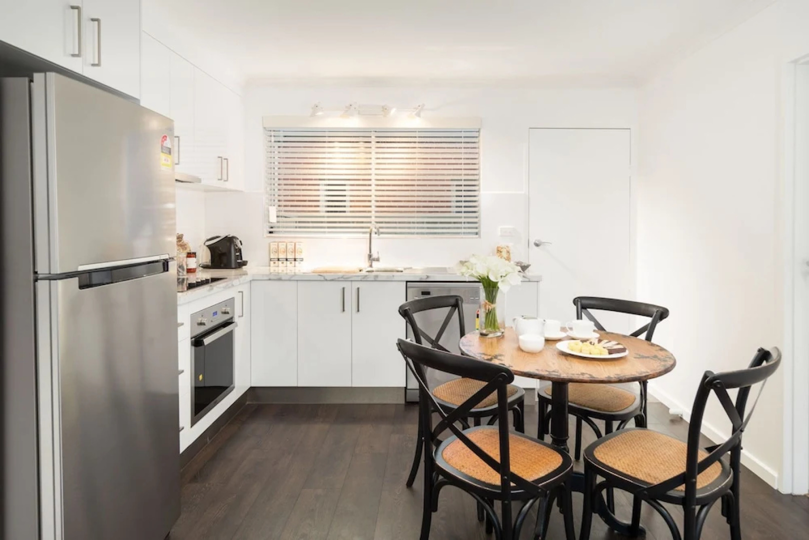 The Manhattan - Central & Sophisticated