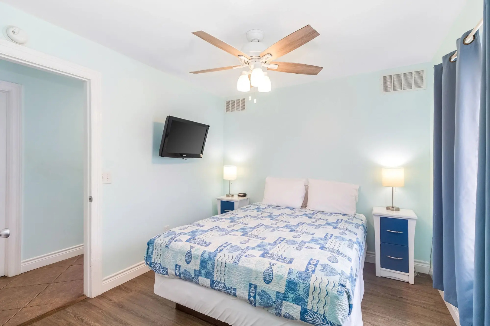 Tropic Island Resort