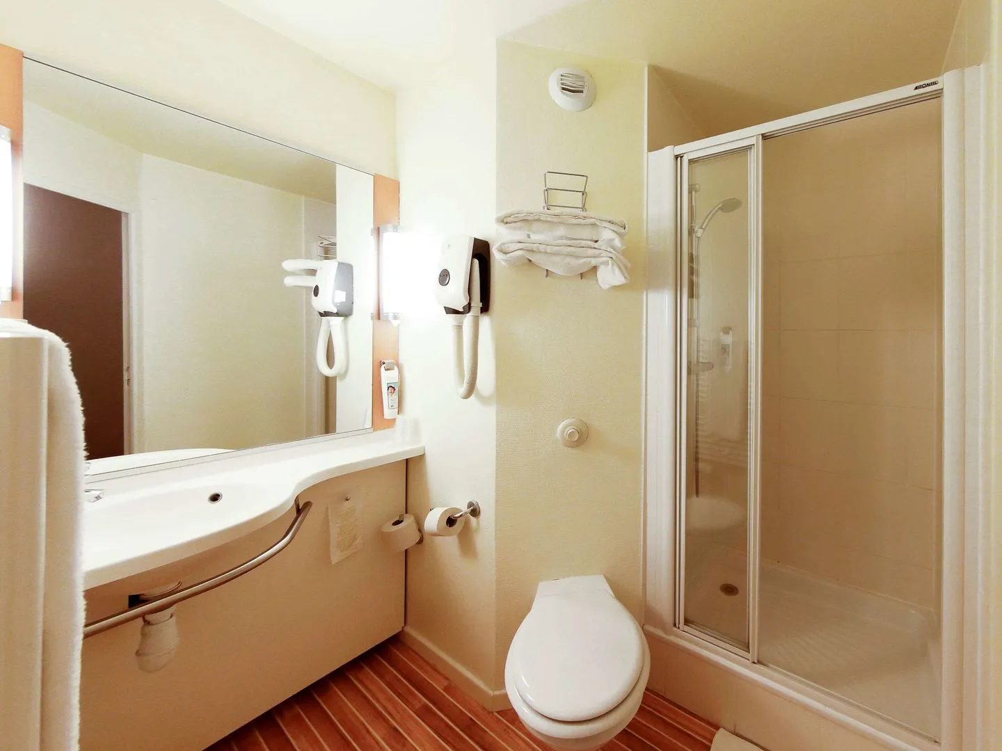 Hôtel ibis Dole Sud Choisey