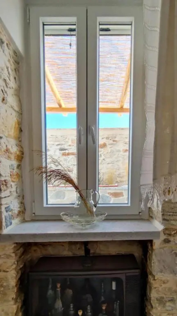 Laina Traditional Guest House