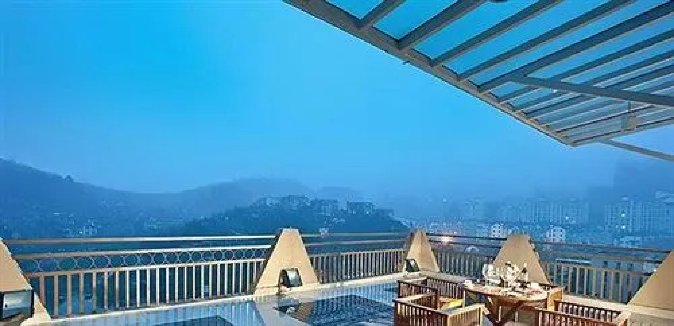 Baoli Ruiting Spring Hotel - Guiyang