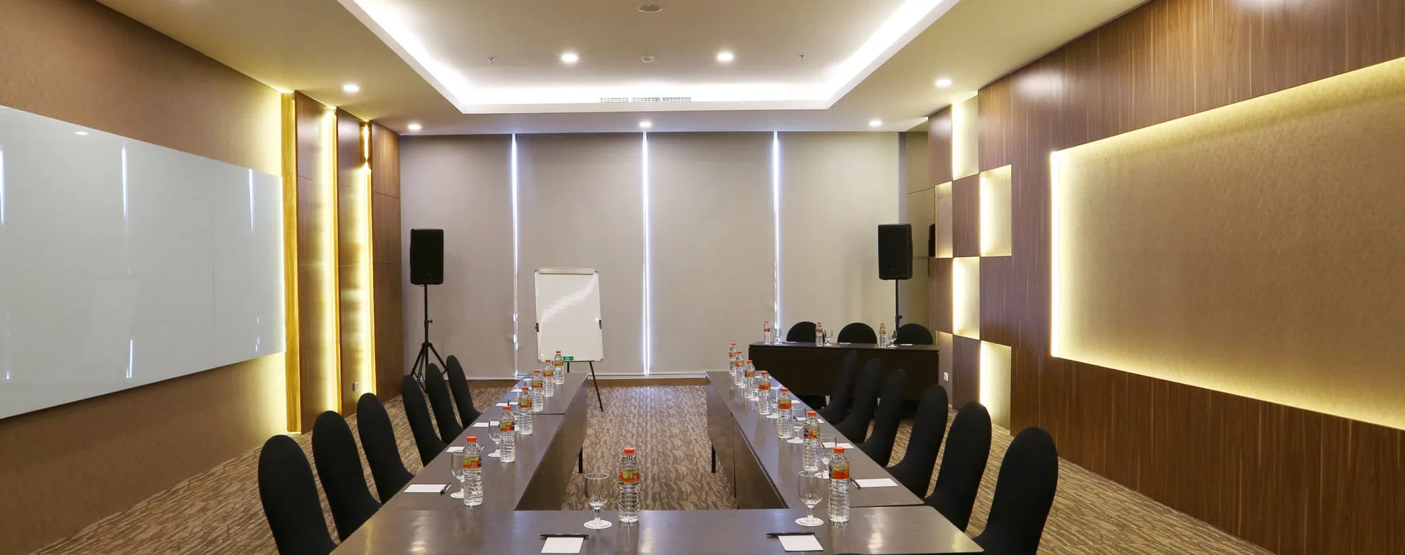 Antero Hotel Jababeka Cikarang