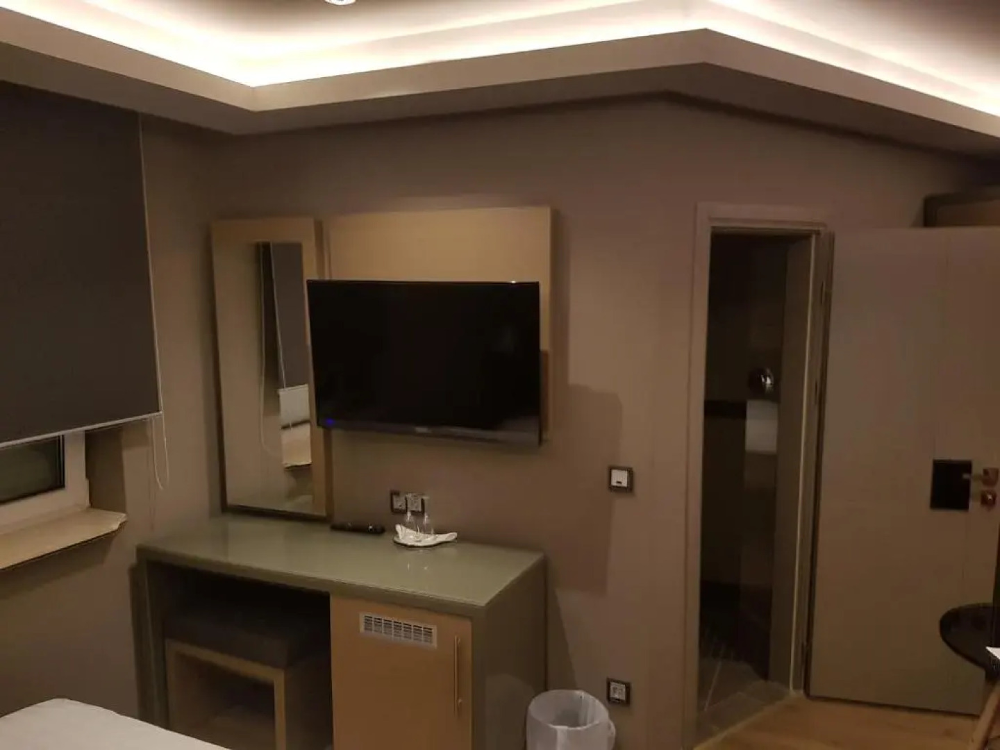 Angelis Pension - Restaurant zum grunen Baum