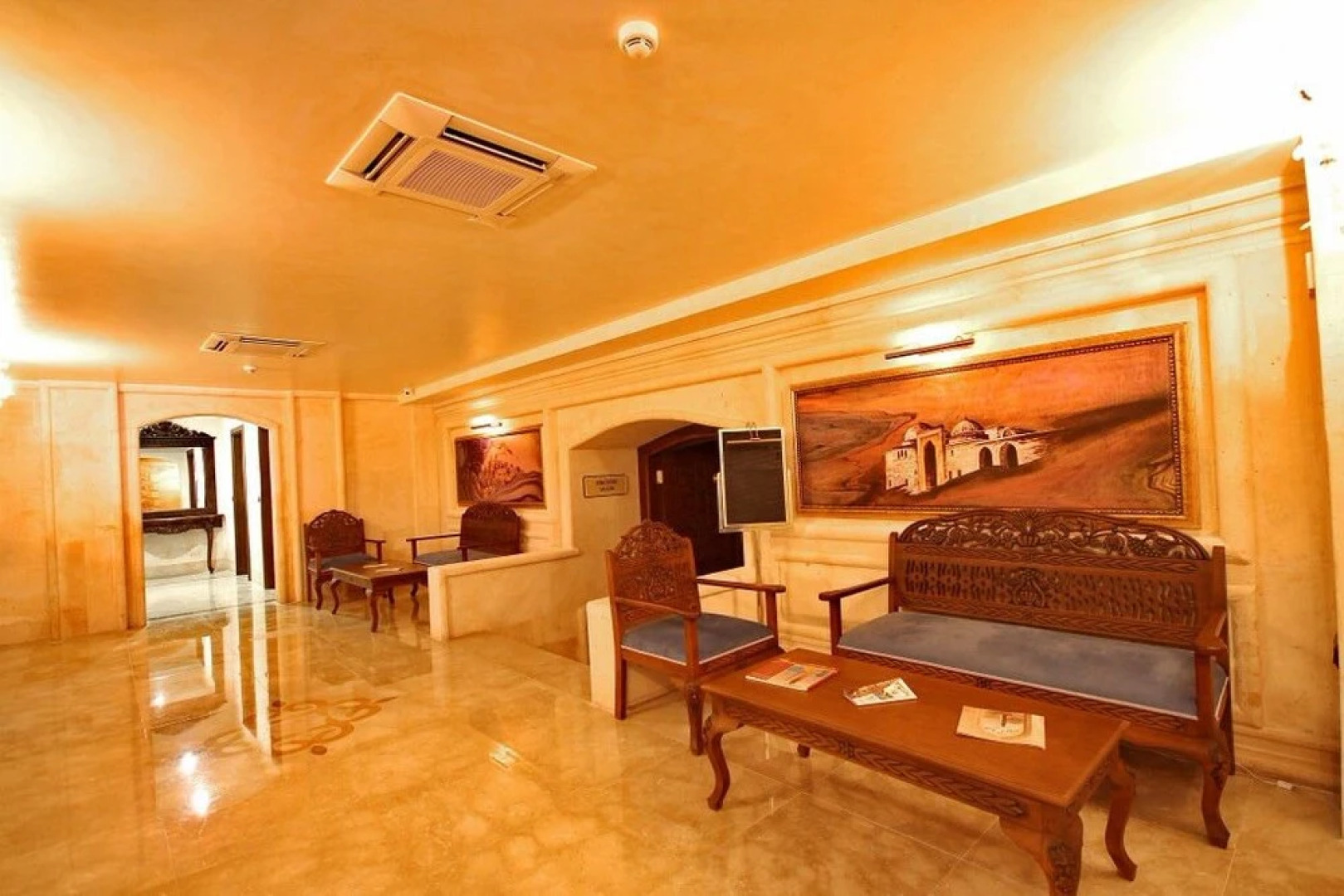 Izala Hotel - Boutique Class