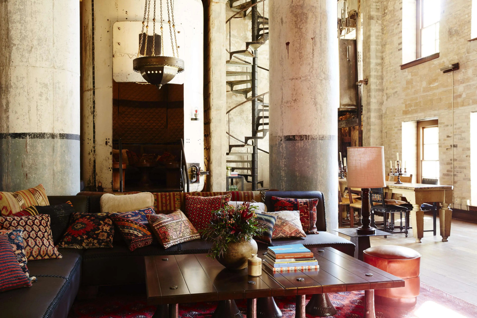 Hotel Emma at Pearl on the Riverwalk