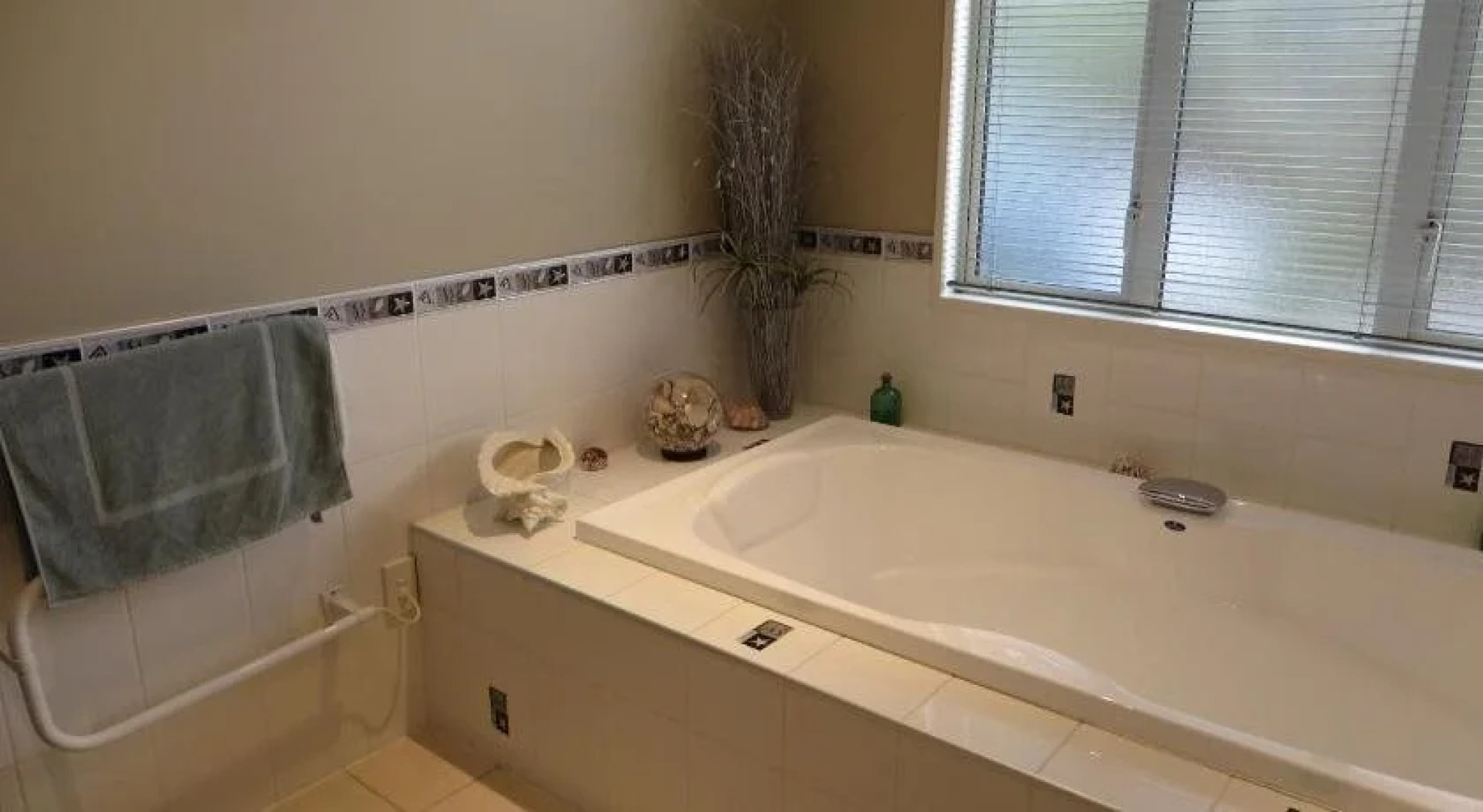 Airport Stableford Bed  Breakfast