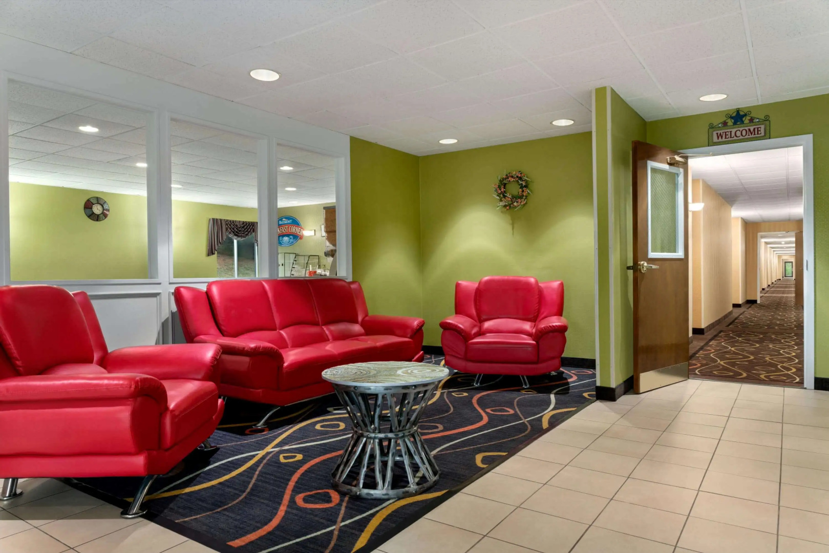 Baymont by Wyndham North Dartmouth / Fall River