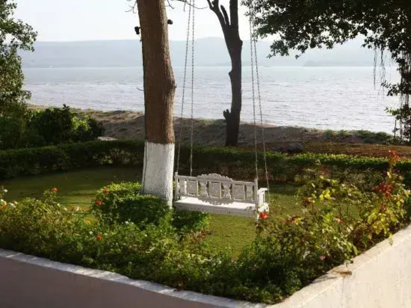 SaffronStays Little Paradise