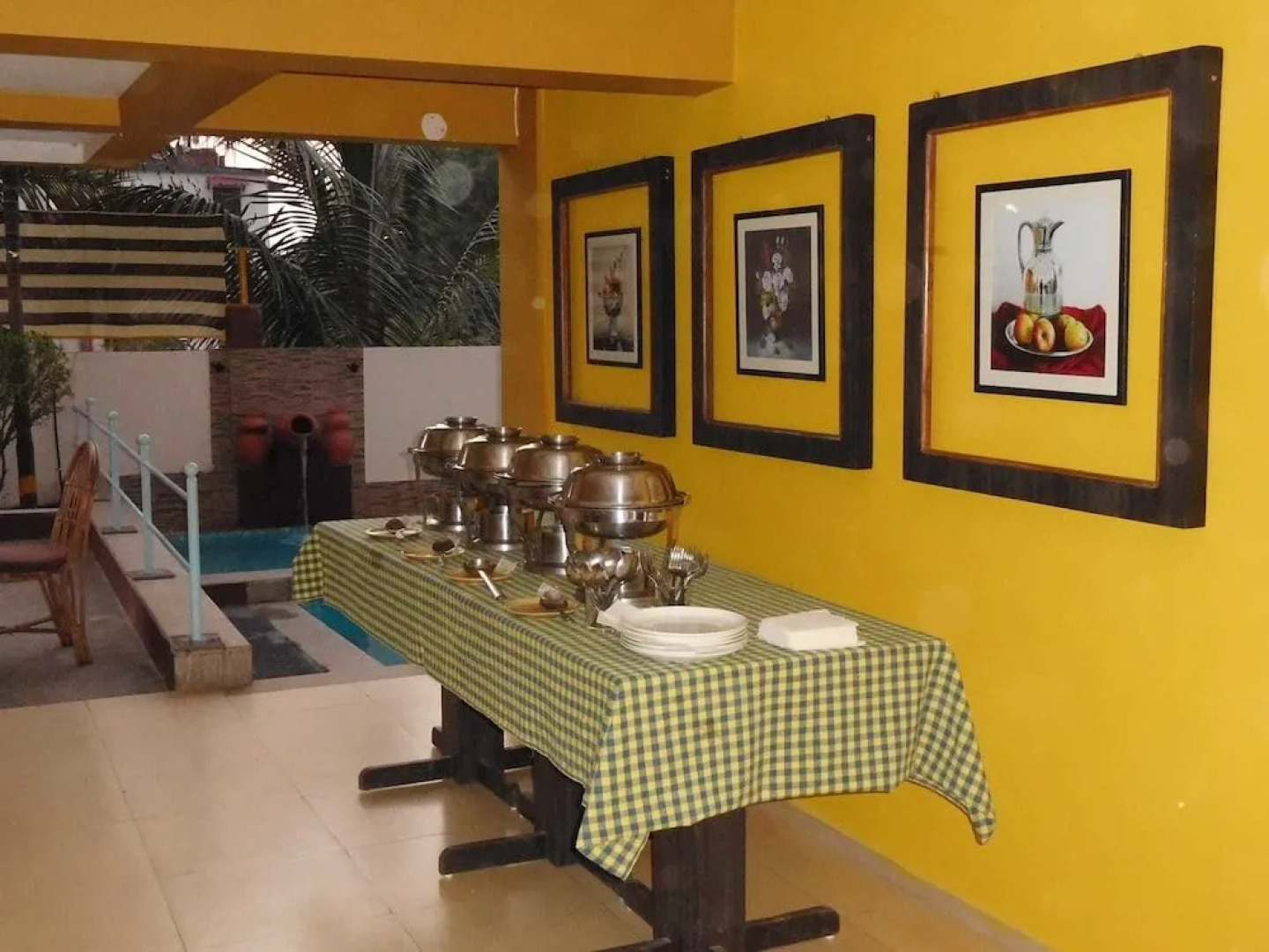 Ocean Waves Casa Blanca