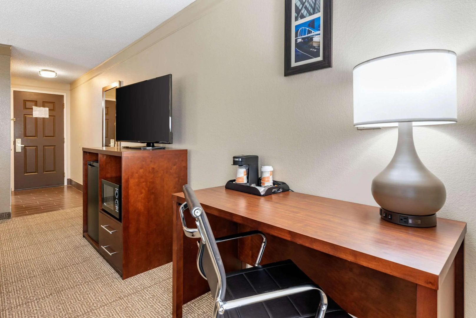 Comfort Inn & Suites Heath - Newark South