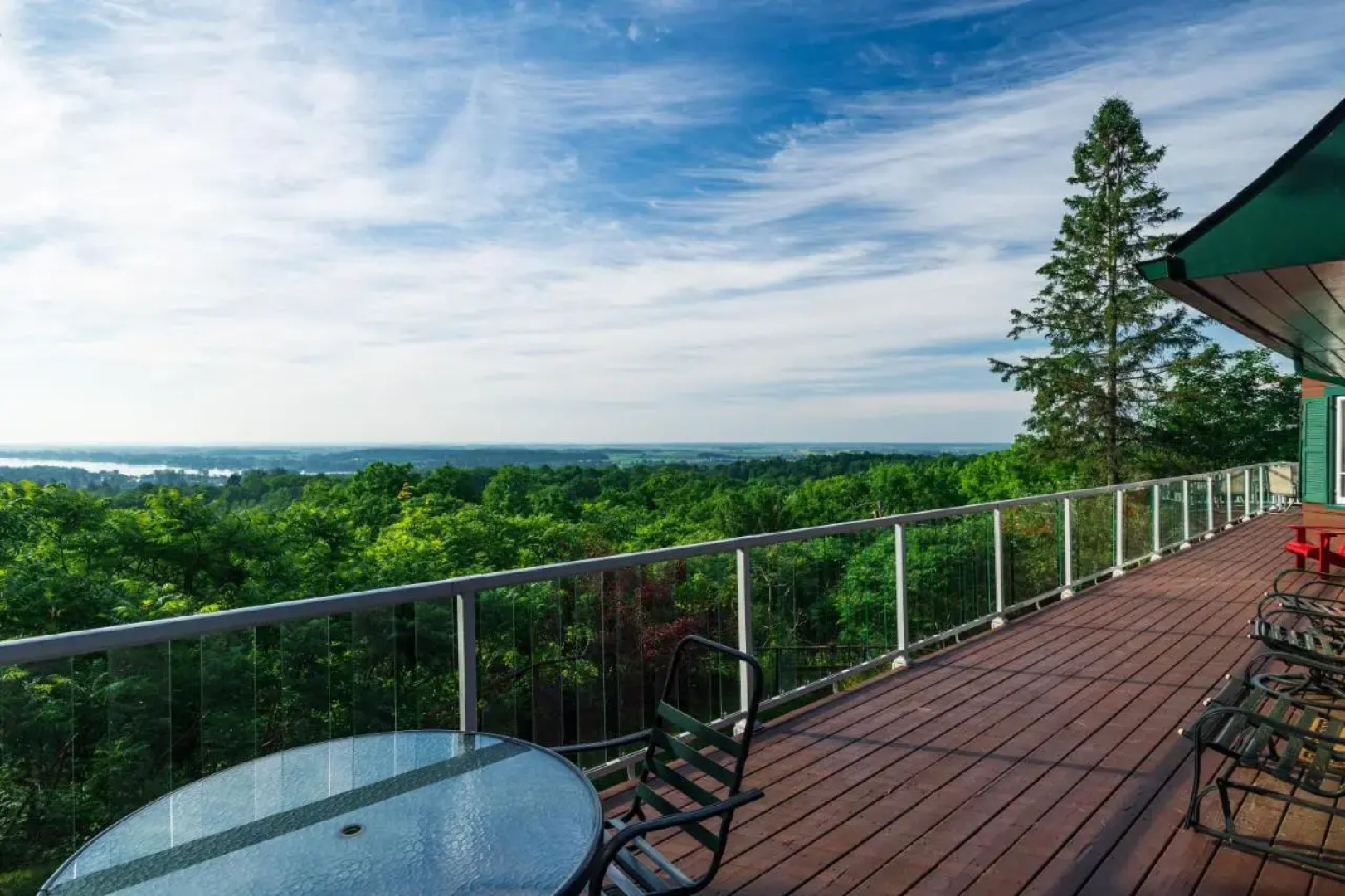 Far Horizons Luxury Vacation Home