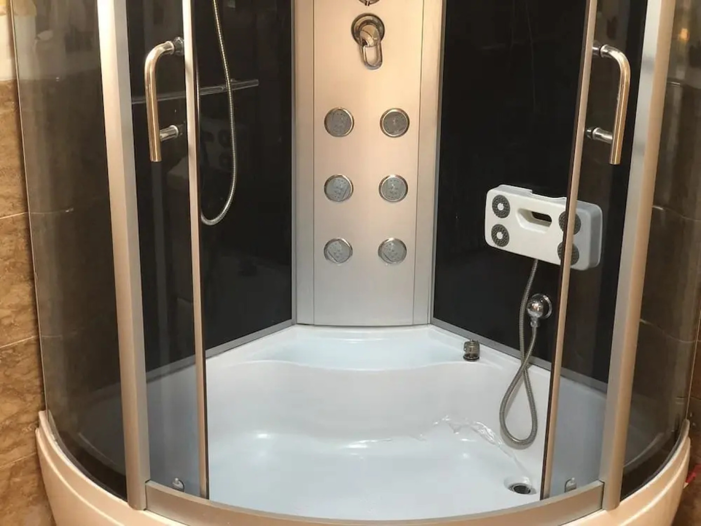 Marina Lake View Apartments