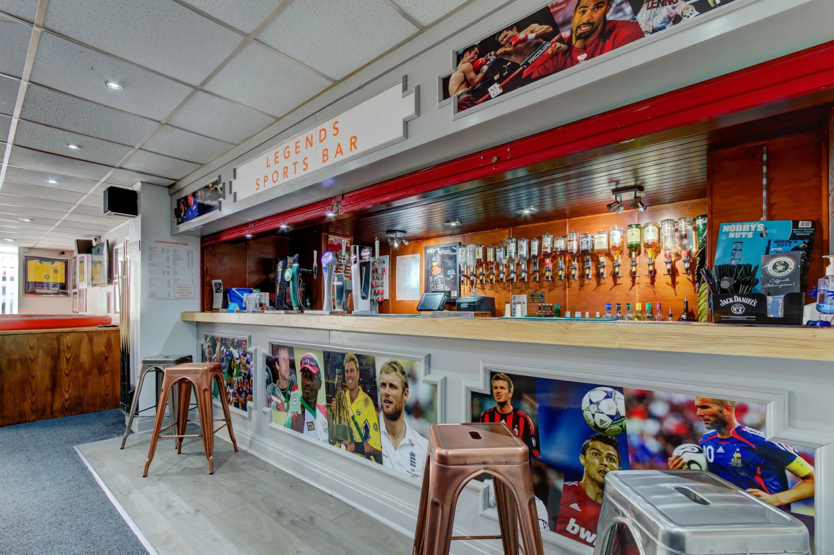 The Sandringham Court Hotel and Apartment