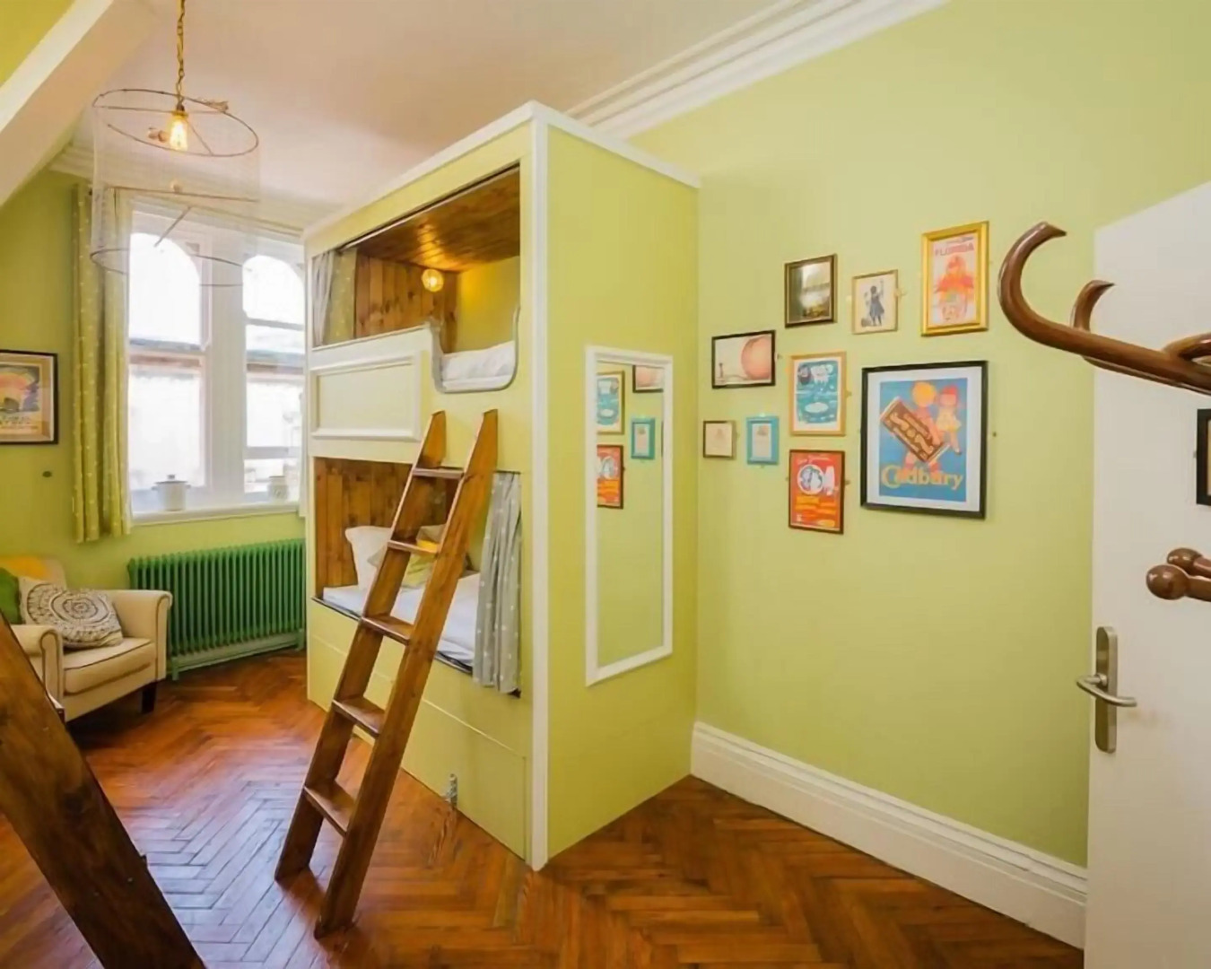 Mrs Potts Backpackers