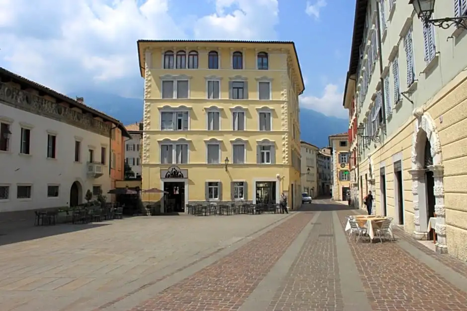 B & B Color Rovereto