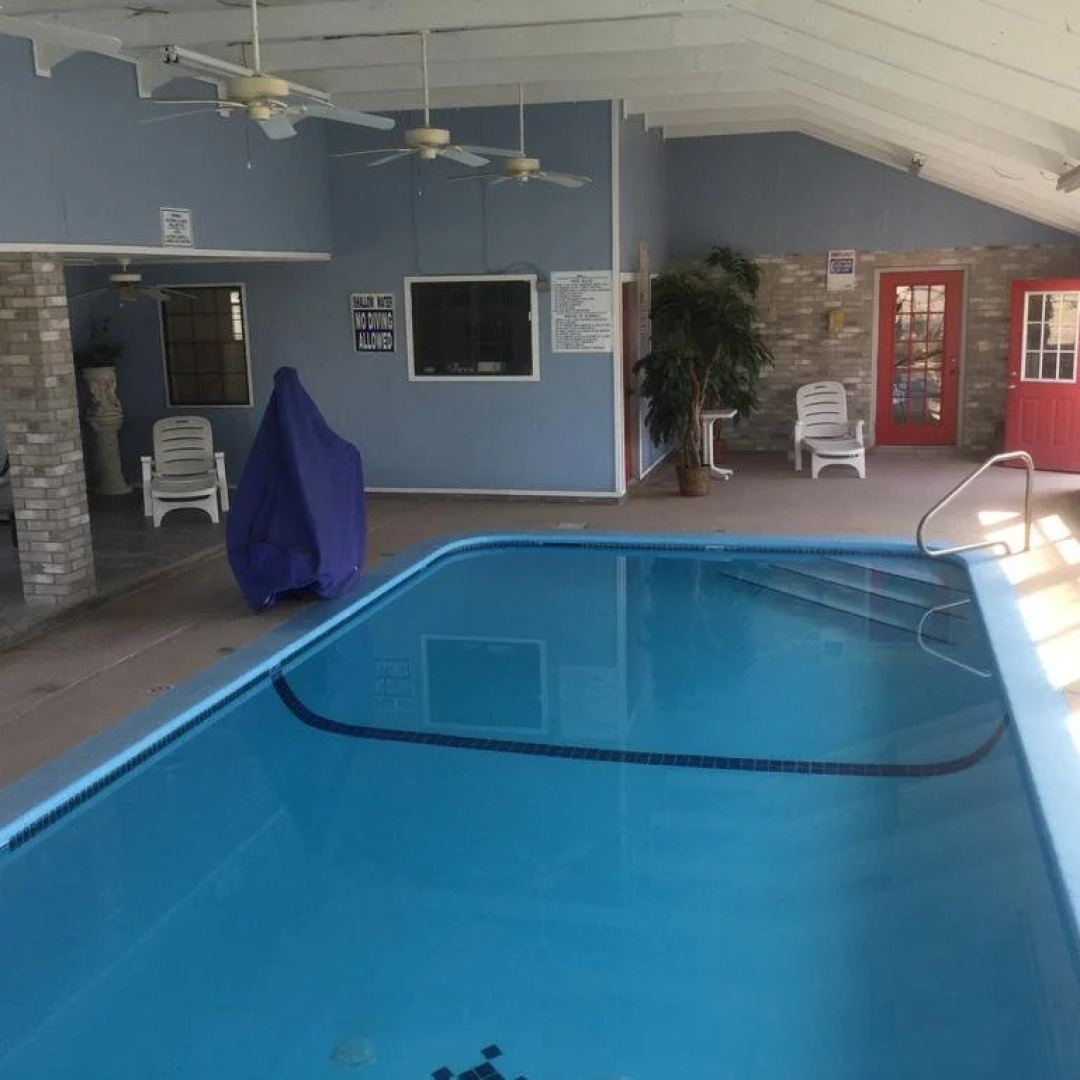 Brush Country Inn And Suites