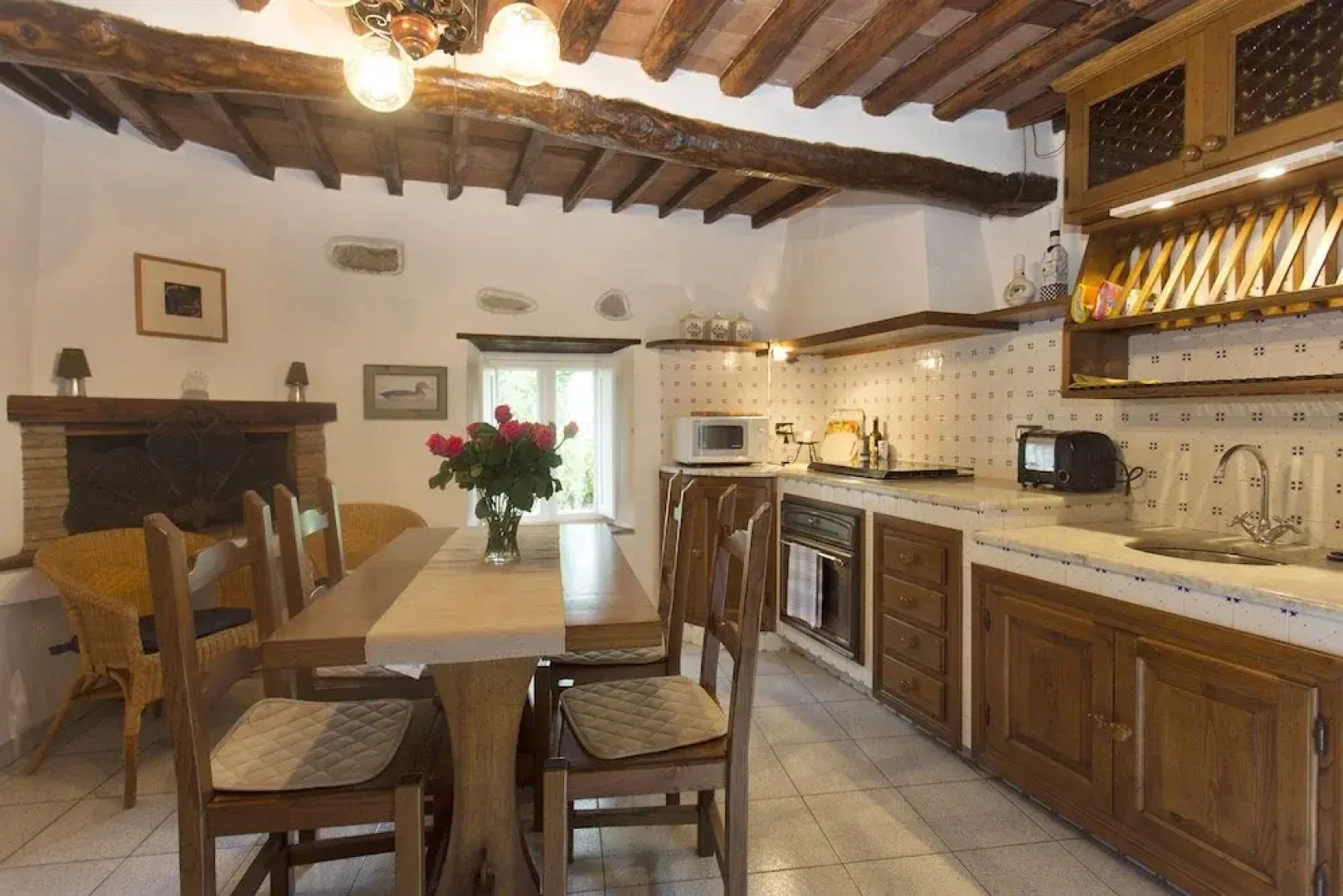 Stunning 2 bed Cottage in the Lucca Countryside
