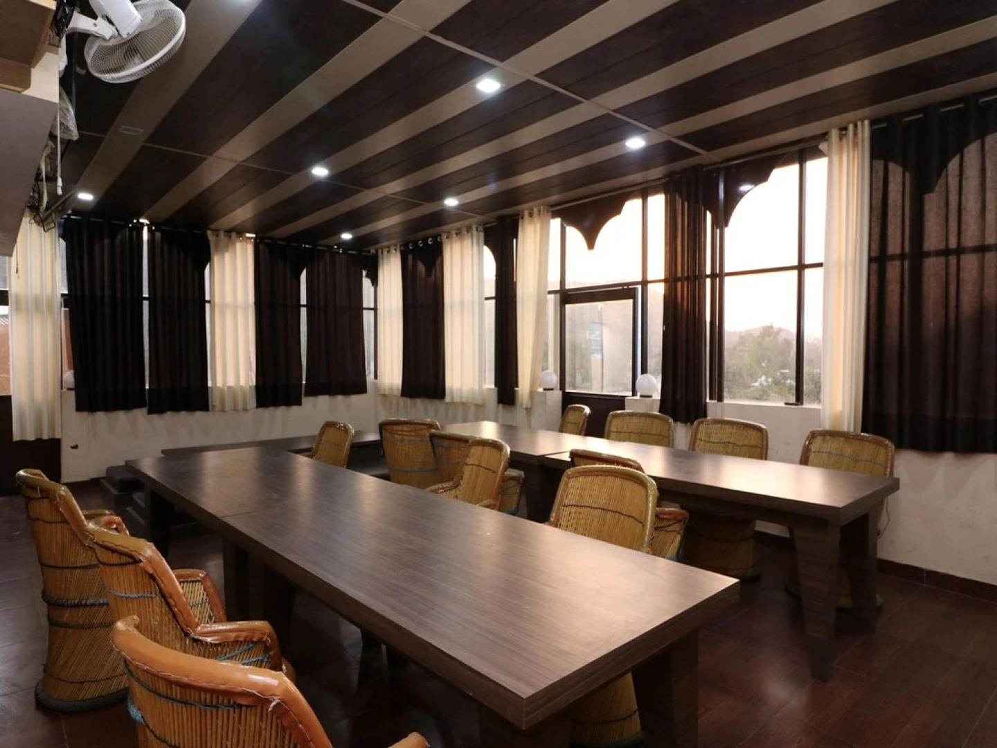 OYO 24145 Haveli Amar Niwas