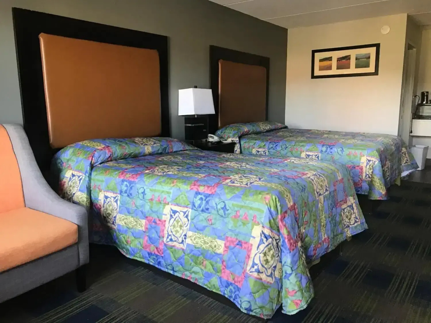 Lotus Inn and Suites Nashville