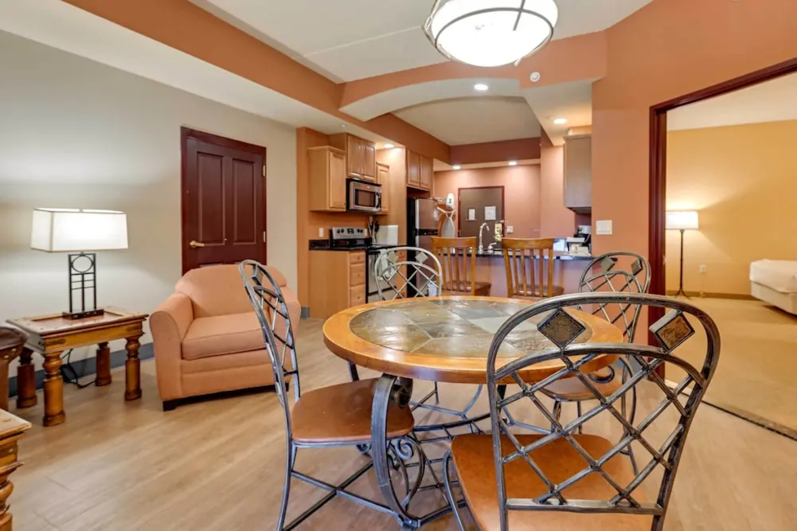 Wisconsin Dells Resort Condo w/ 2 Fireplaces
